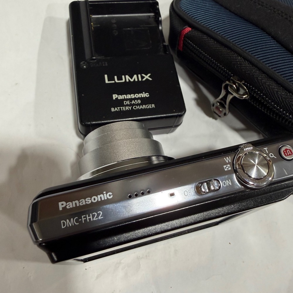 Panasonic Lumix DMC-FH22 Digital Camera 14MP 8x Zoom Black Y2K Digicam Bundle - Picture 6 of 16